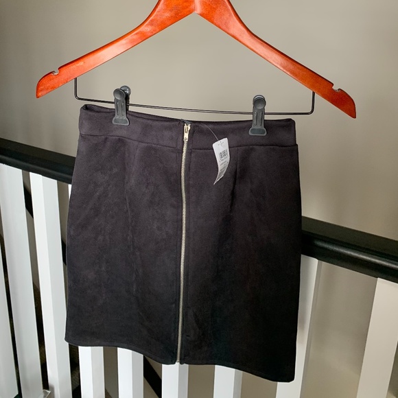 NWT Faux Suede Mini Skirt - Picture 1 of 2